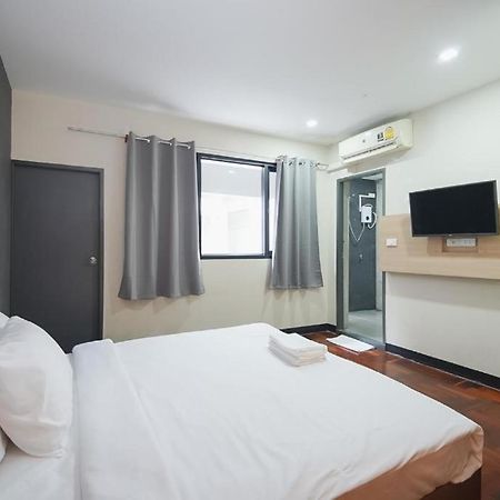 Z Go Inn Bts St Louis Silom V โกอินน์ บีทีเอส เซนต์หลุยส์ สีลม 3 Bangkok Exterior photo
